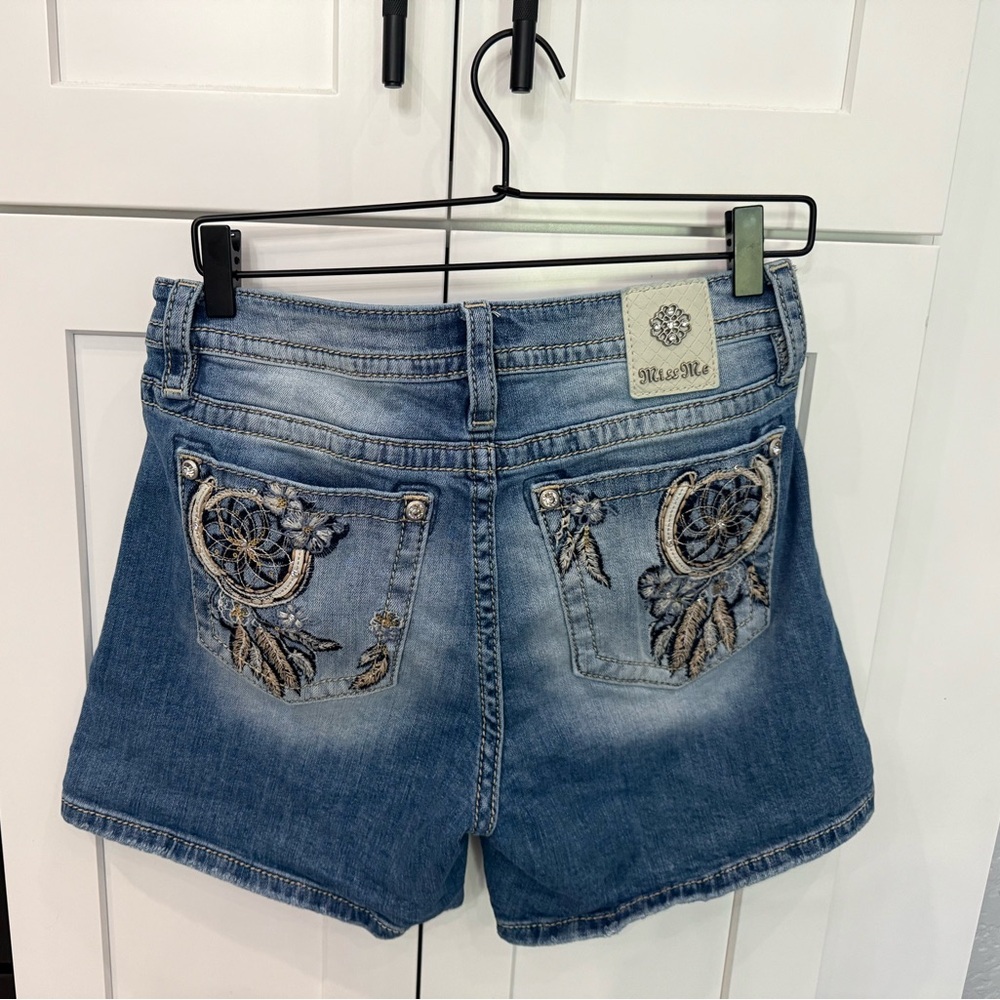 Miss Me Dream Catcher Distressed Blue Jean Shorts - 31
